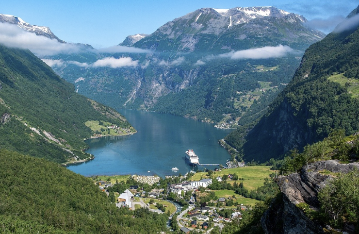 cruise ship in norway