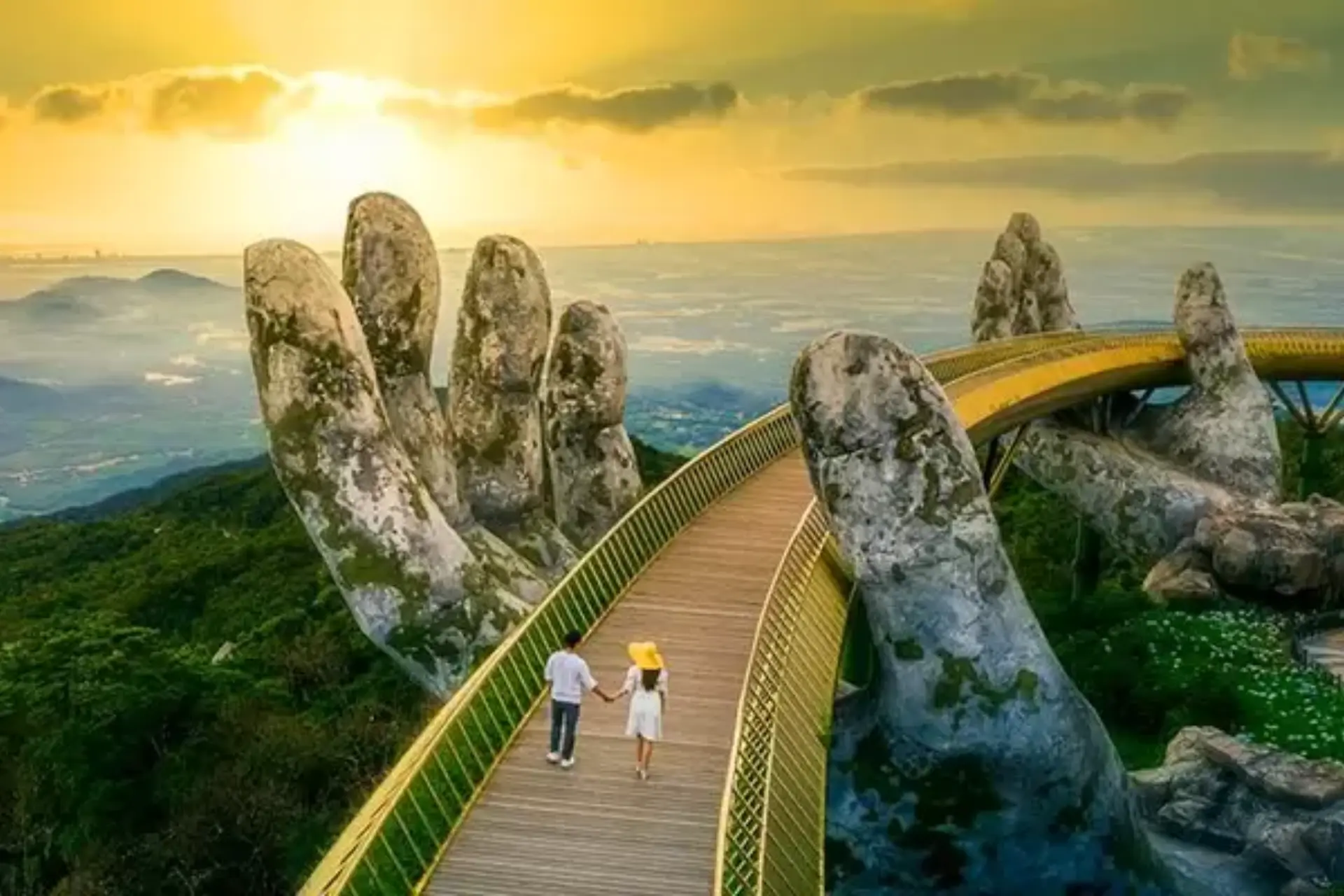 golden bridge vietnam